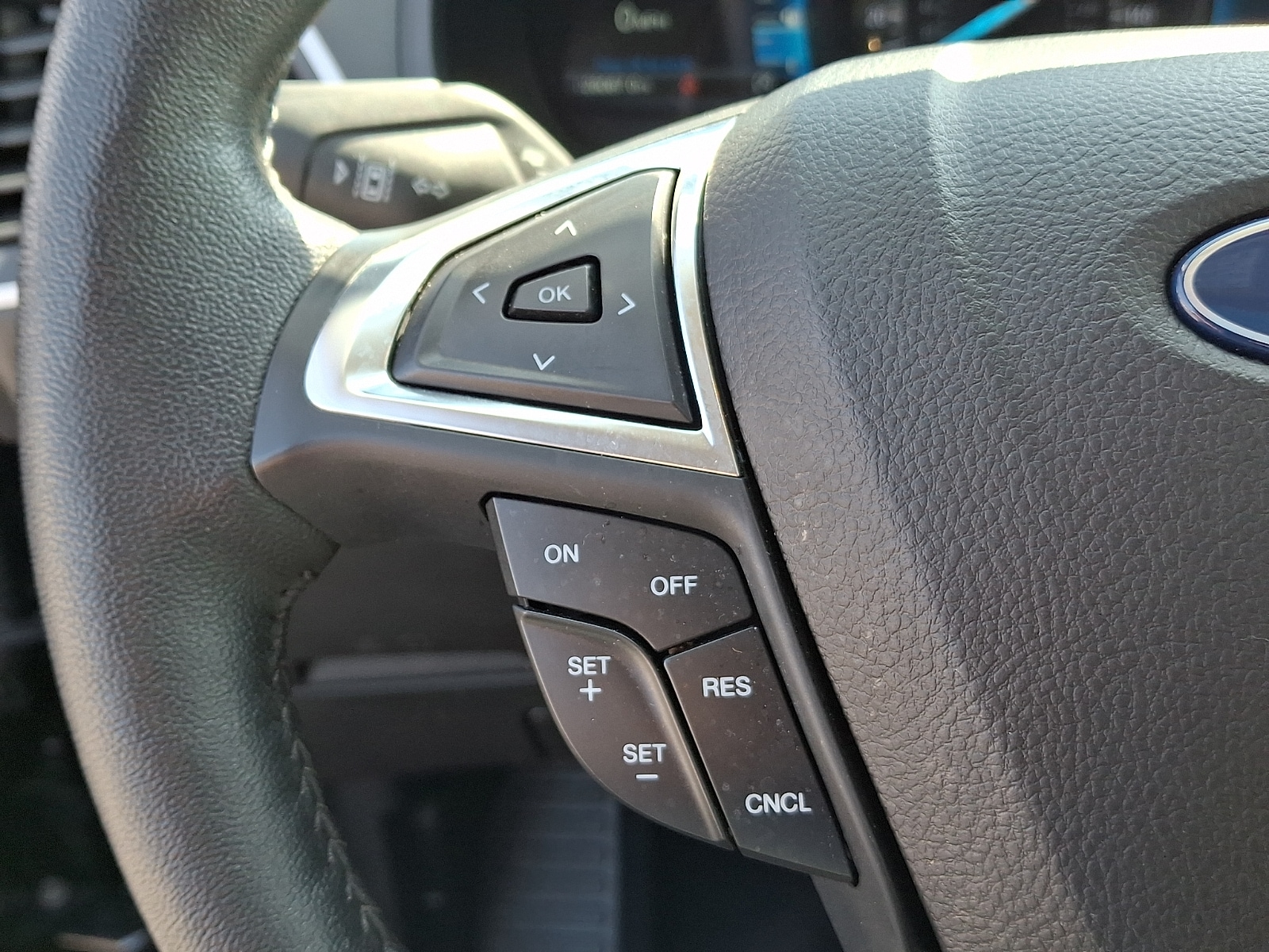 2022 Ford Edge SEL - Photo 22