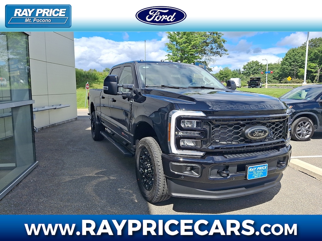 New 2026 Ford F-350 Lariat Truck Crew Cab