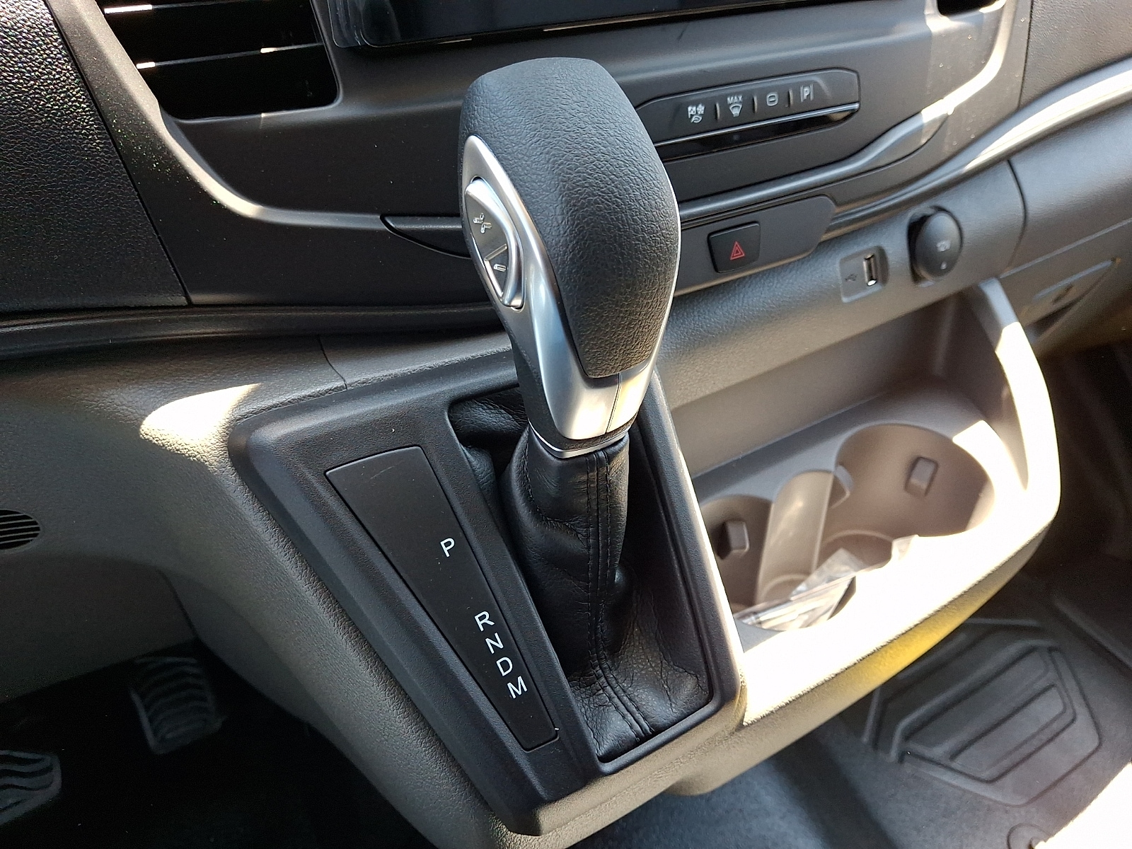 2026 Ford Transit Van Base - Photo 10
