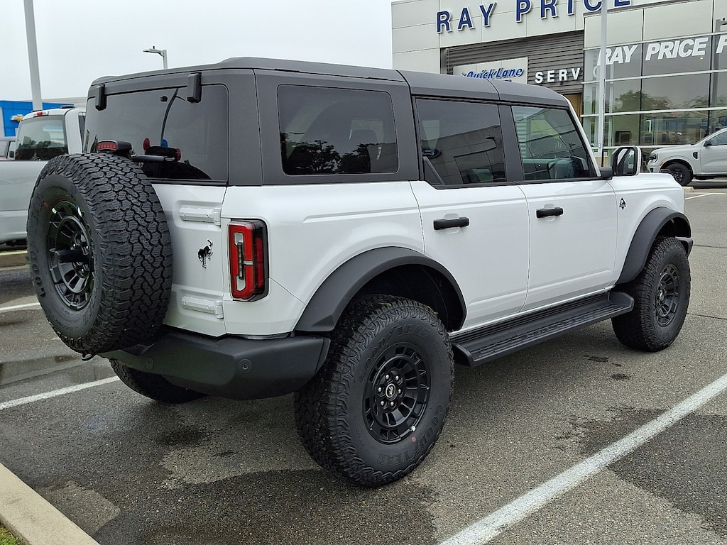 New 2026 Ford Bronco Outer Banks SUV