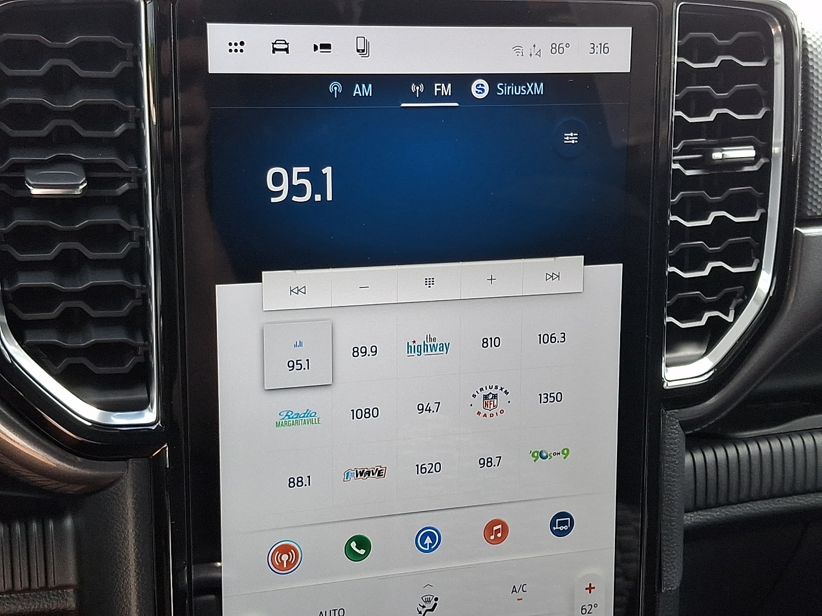 2026 Ford Ranger XLT - Photo 11