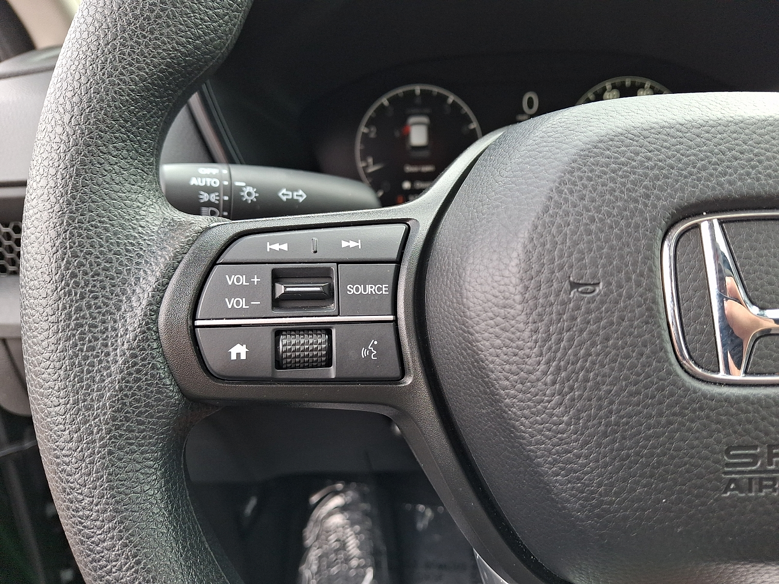 2025 Honda CR-V EX - Photo 22