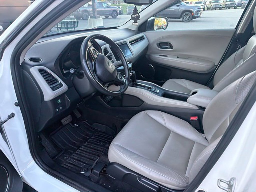 Used 2018 Honda HR-V EX-L w/Navigation AWD SUV