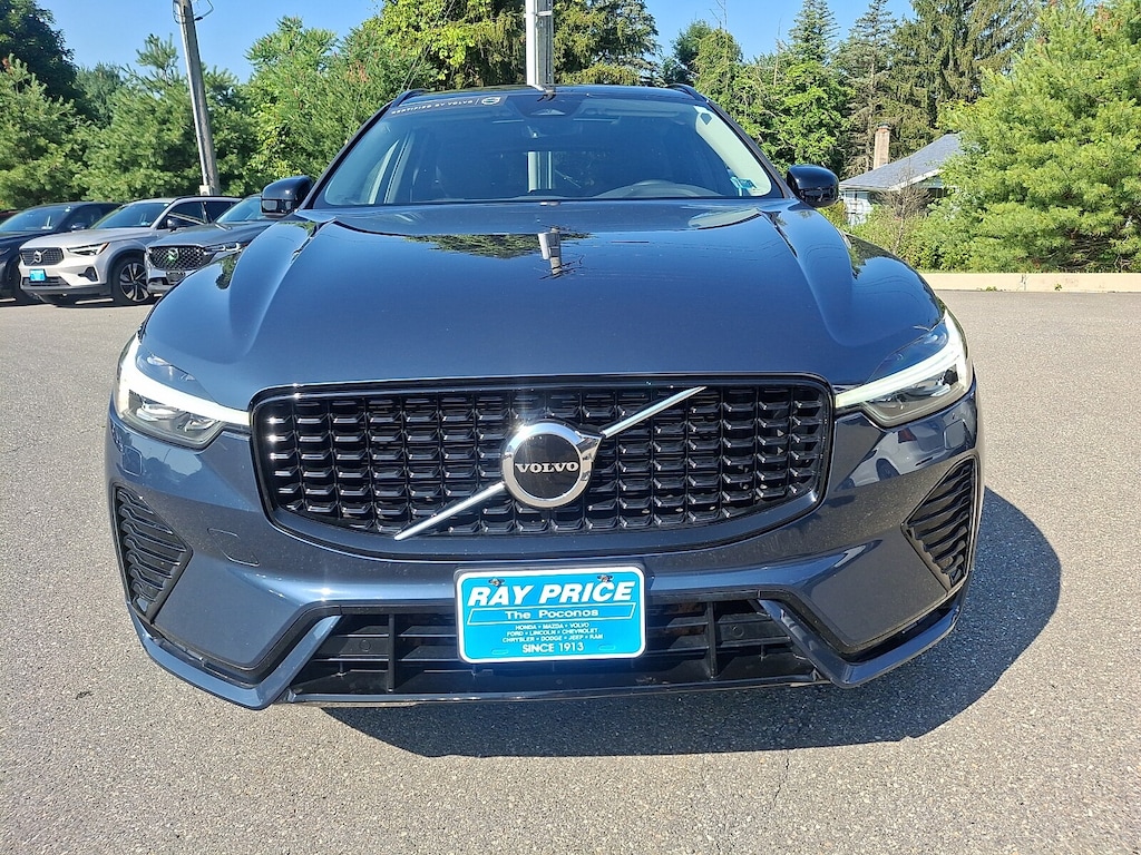 Used 2024 Volvo XC60 B5 Core Dark Theme SUV