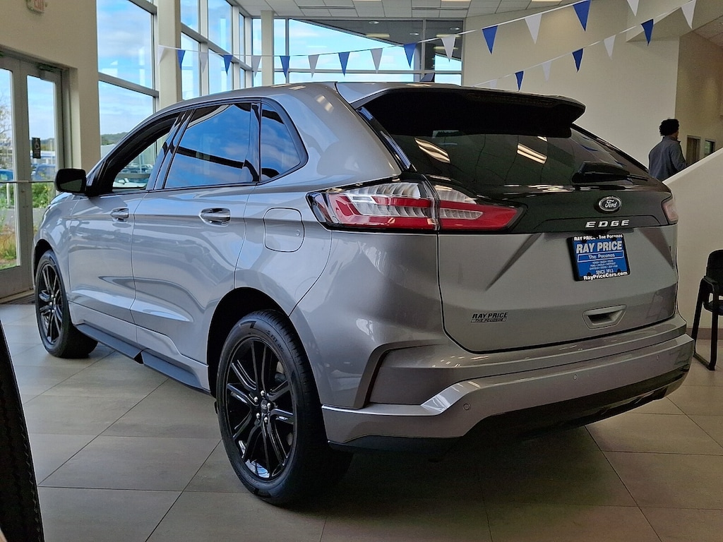 Certified 2023 Ford Edge ST-Line SUV