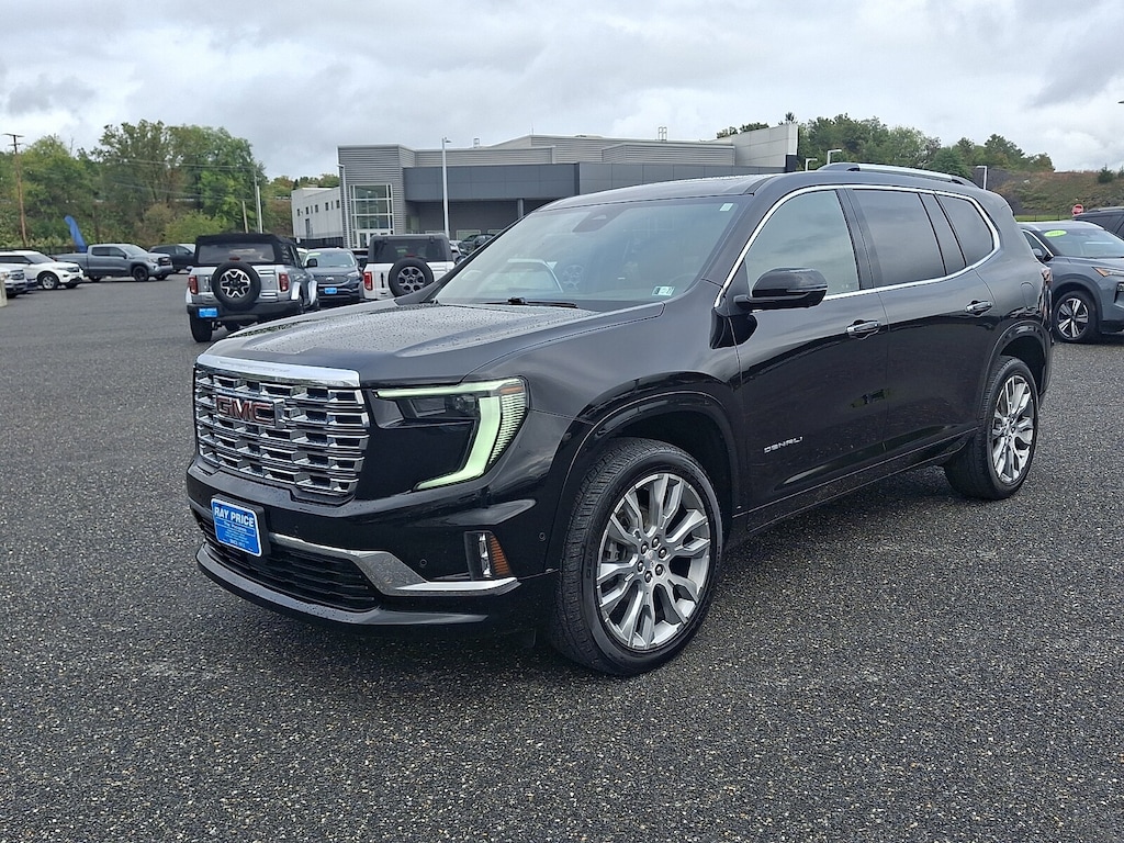 Used 2024 GMC Acadia AWD Denali SUV