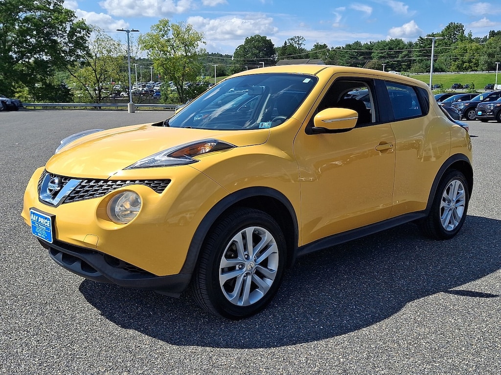 Used 2015 Nissan Juke S SUV