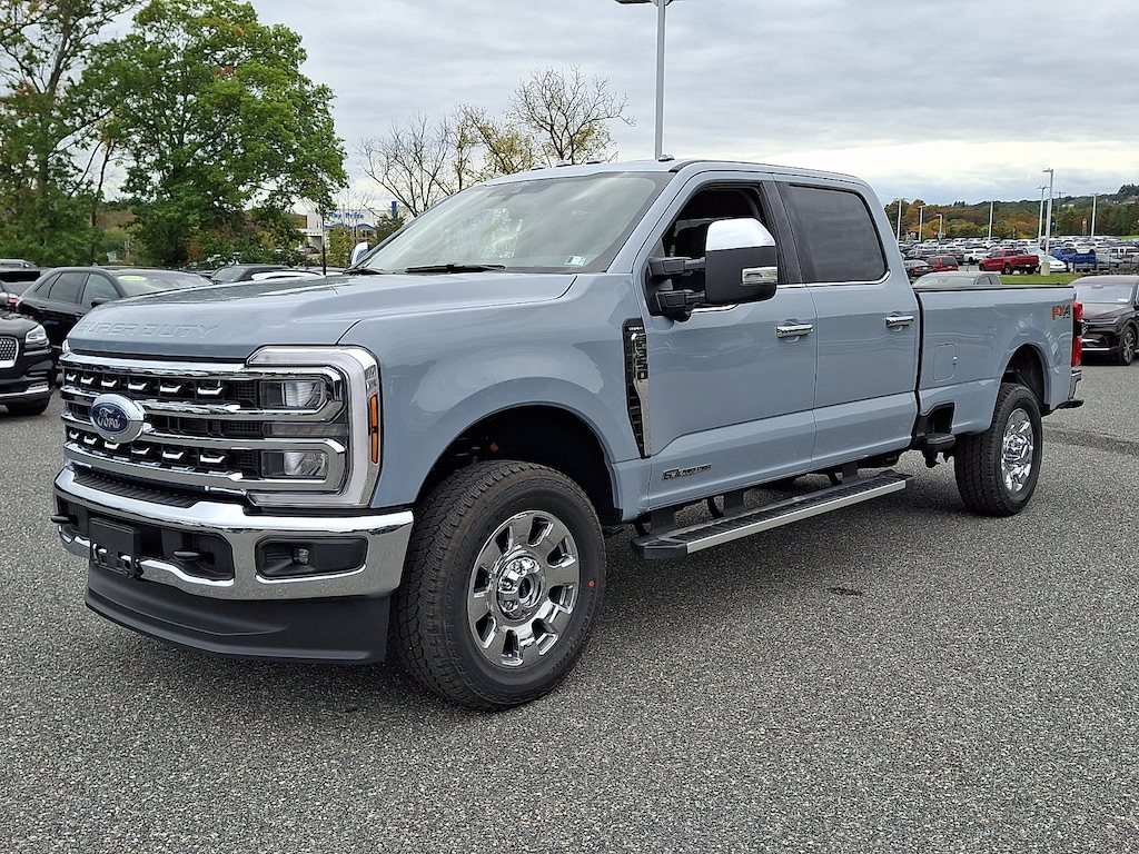 New 2026 Ford F-350 Lariat LARIAT 4WD CREW CAB