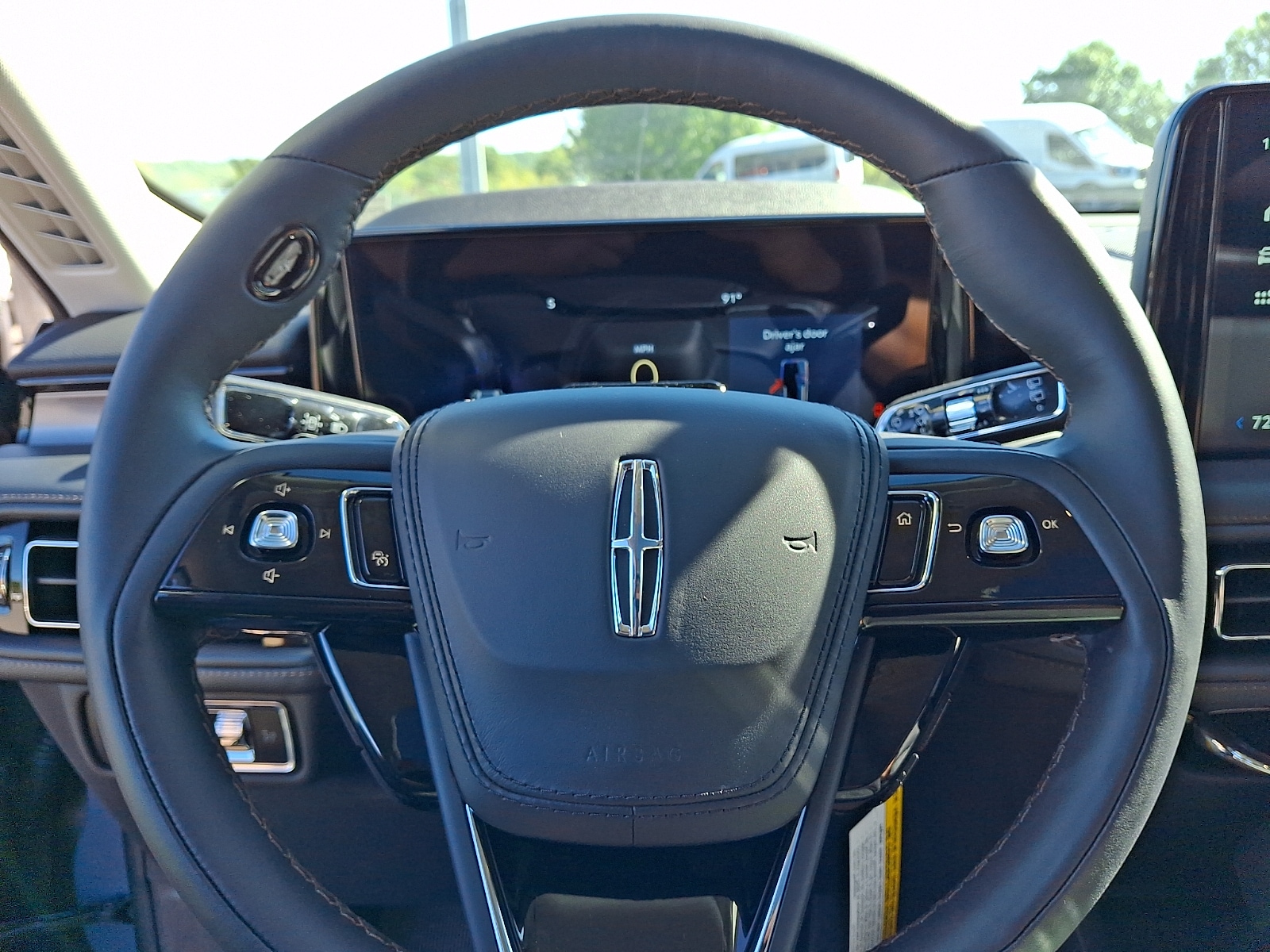 2027 Lincoln Aviator Premiere - Photo 17