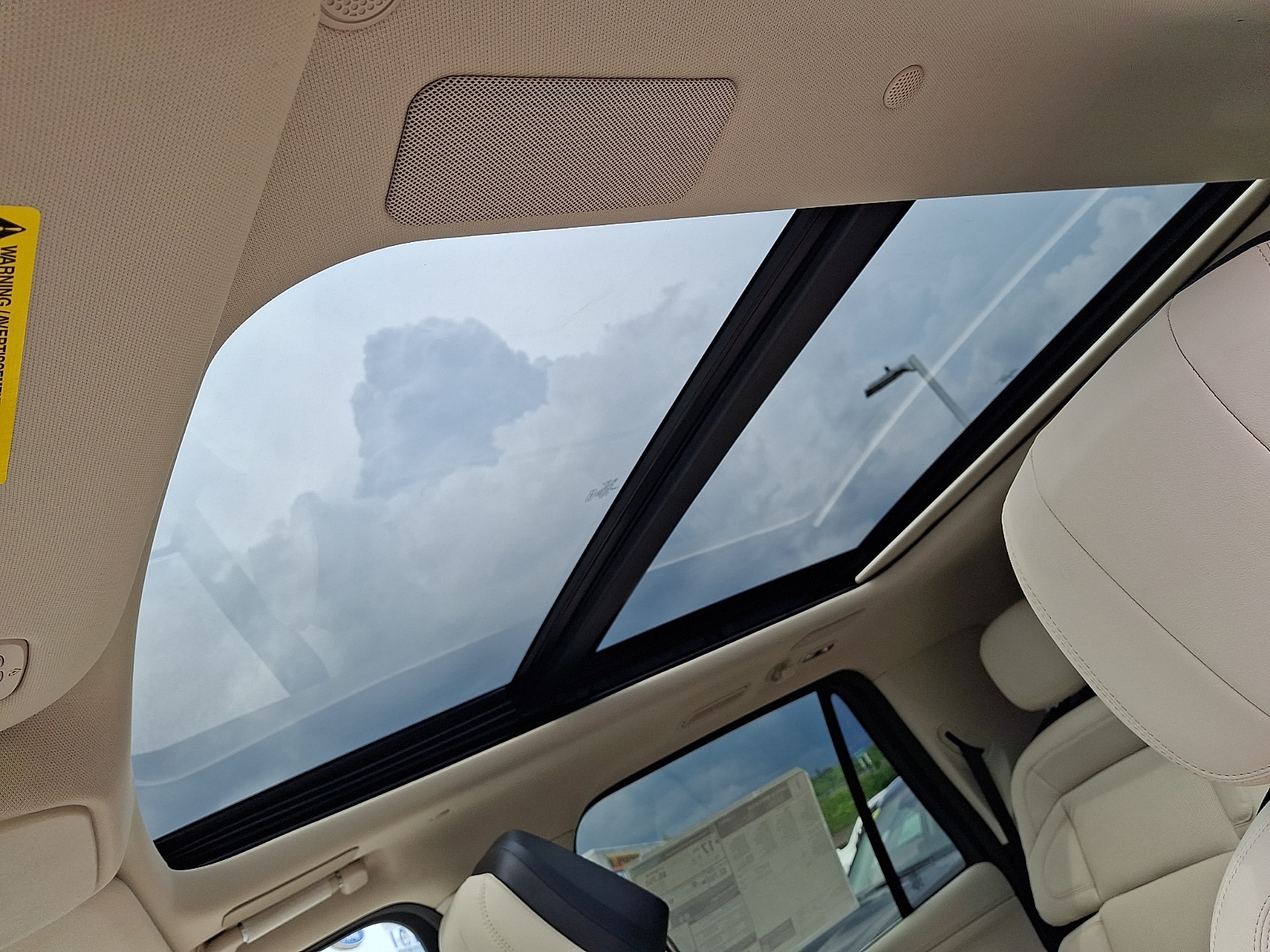 2027 Lincoln Navigator Reserve - Photo 11