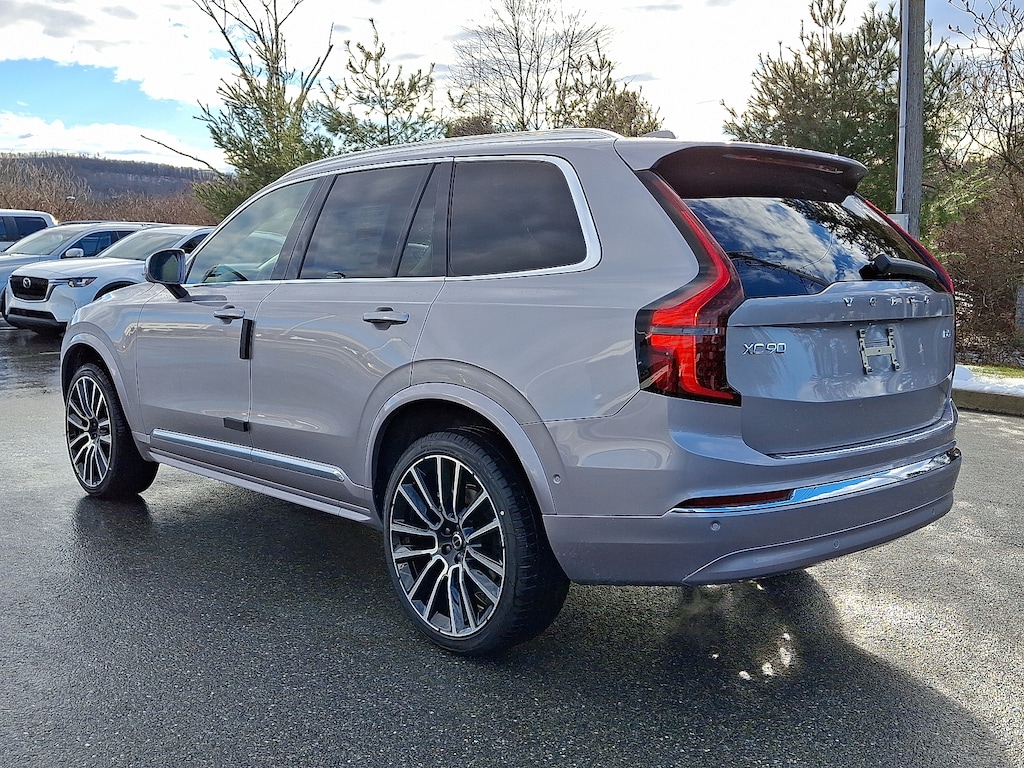 New 2026 Volvo XC90 B6 Plus 7-Seater SUV