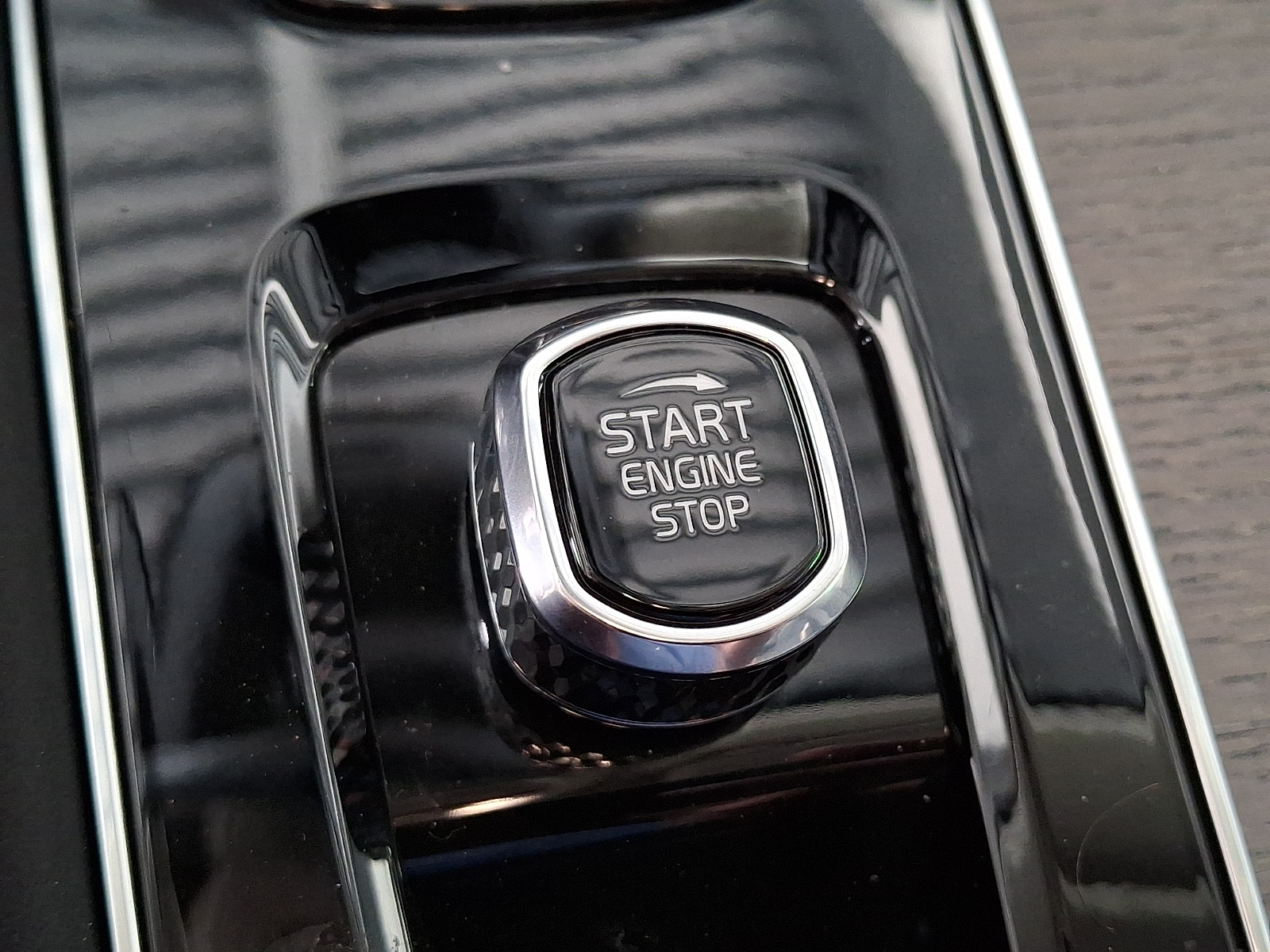 2026 Volvo XC90 Ultra - Photo 18