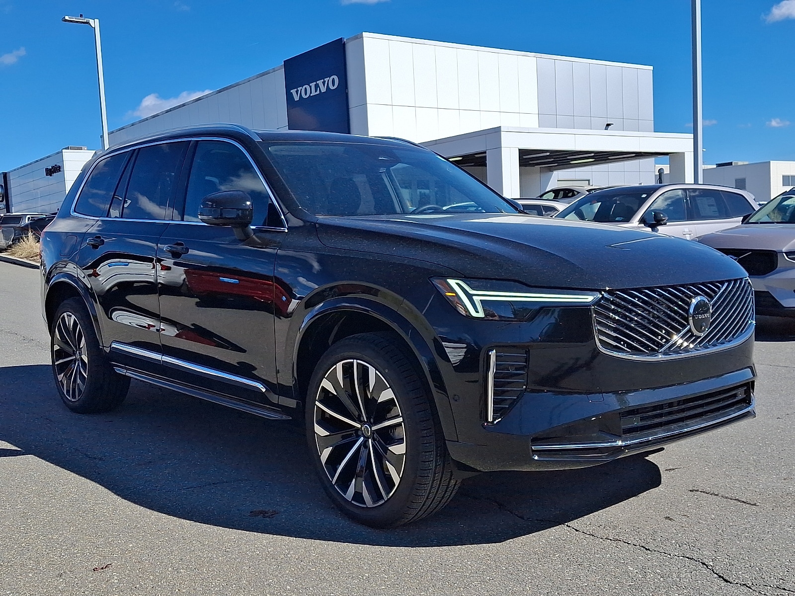 2026 Volvo XC90 Plus