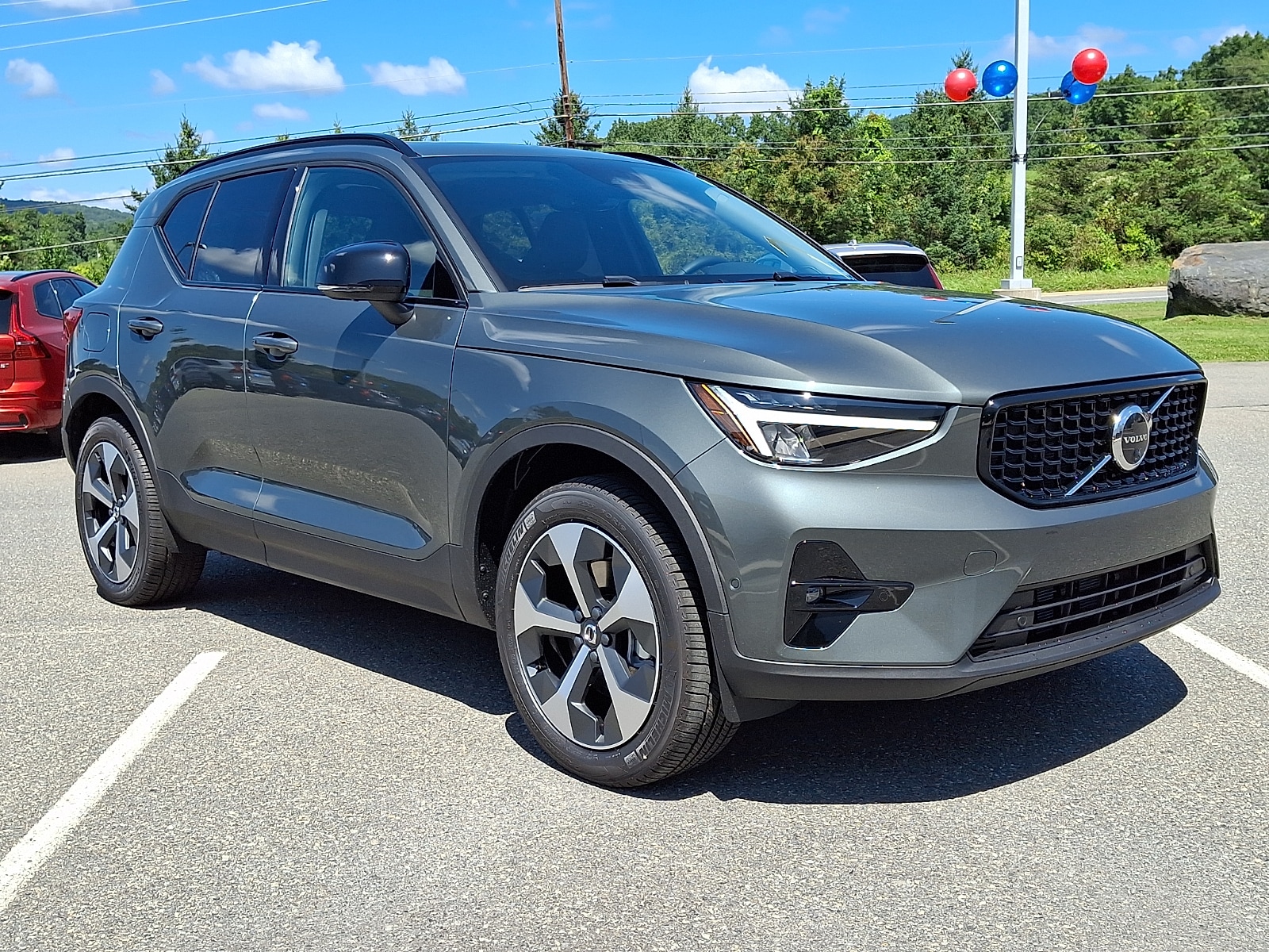 2026 Volvo XC40 Plus