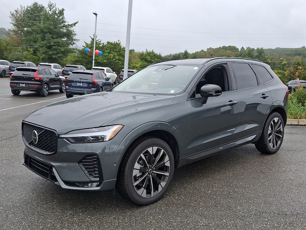 New 2026 Volvo XC60 B5 Plus SUV