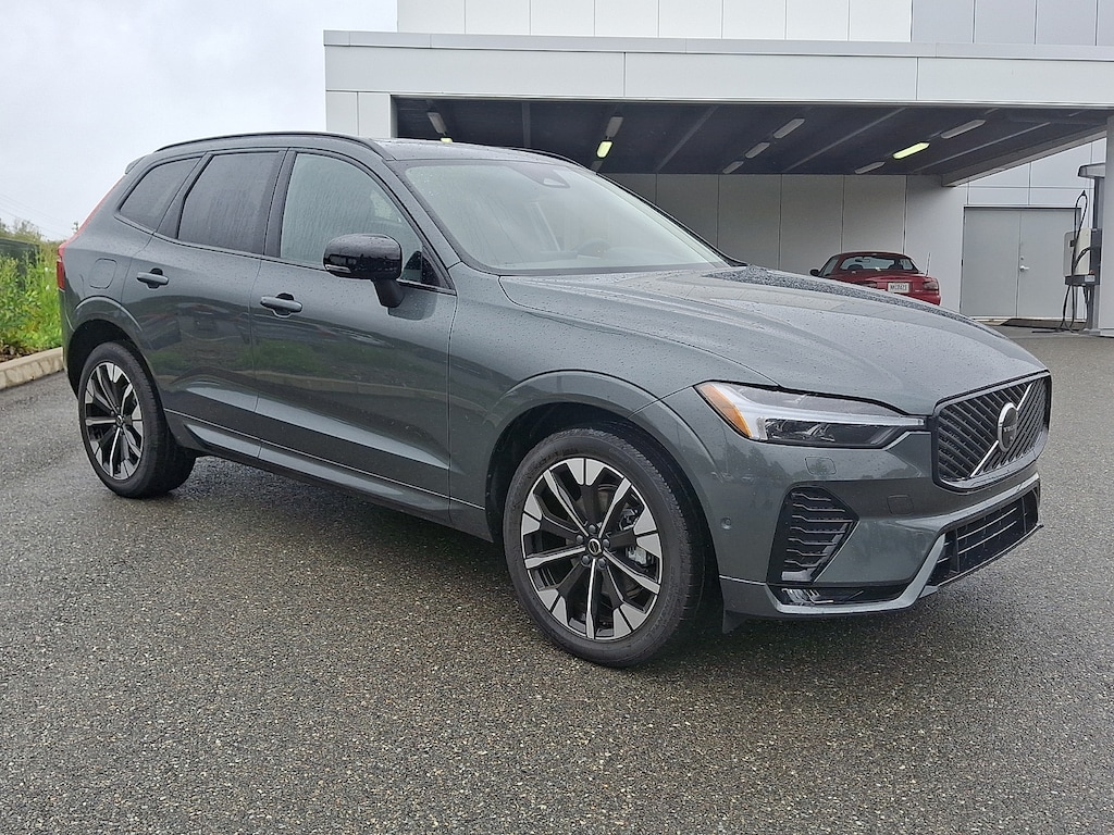 New 2026 Volvo XC60 B5 Plus SUV