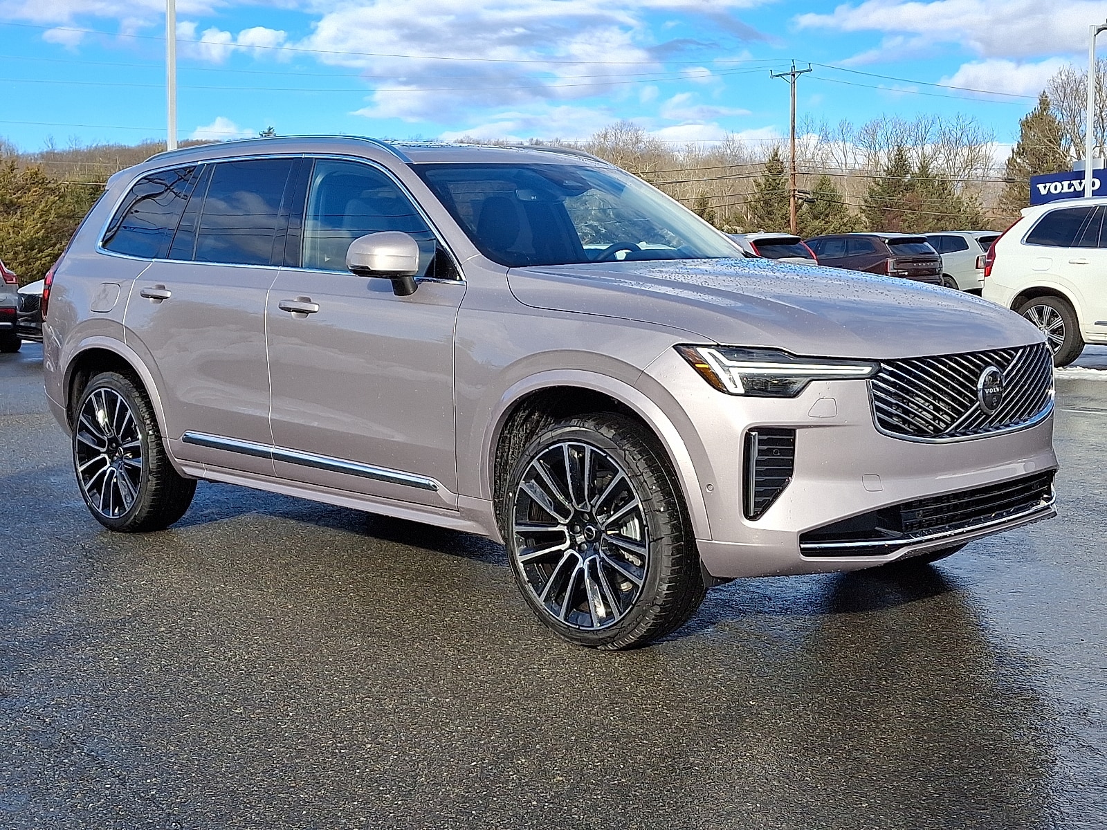 2026 Volvo XC90 Plus