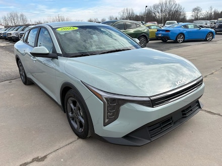 2025 Kia K4 LXS LXS FWD