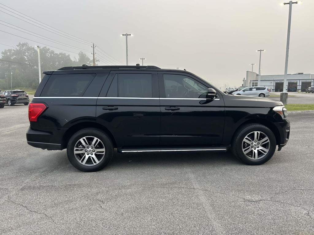 Used 2022 Ford Expedition XLT SUV
