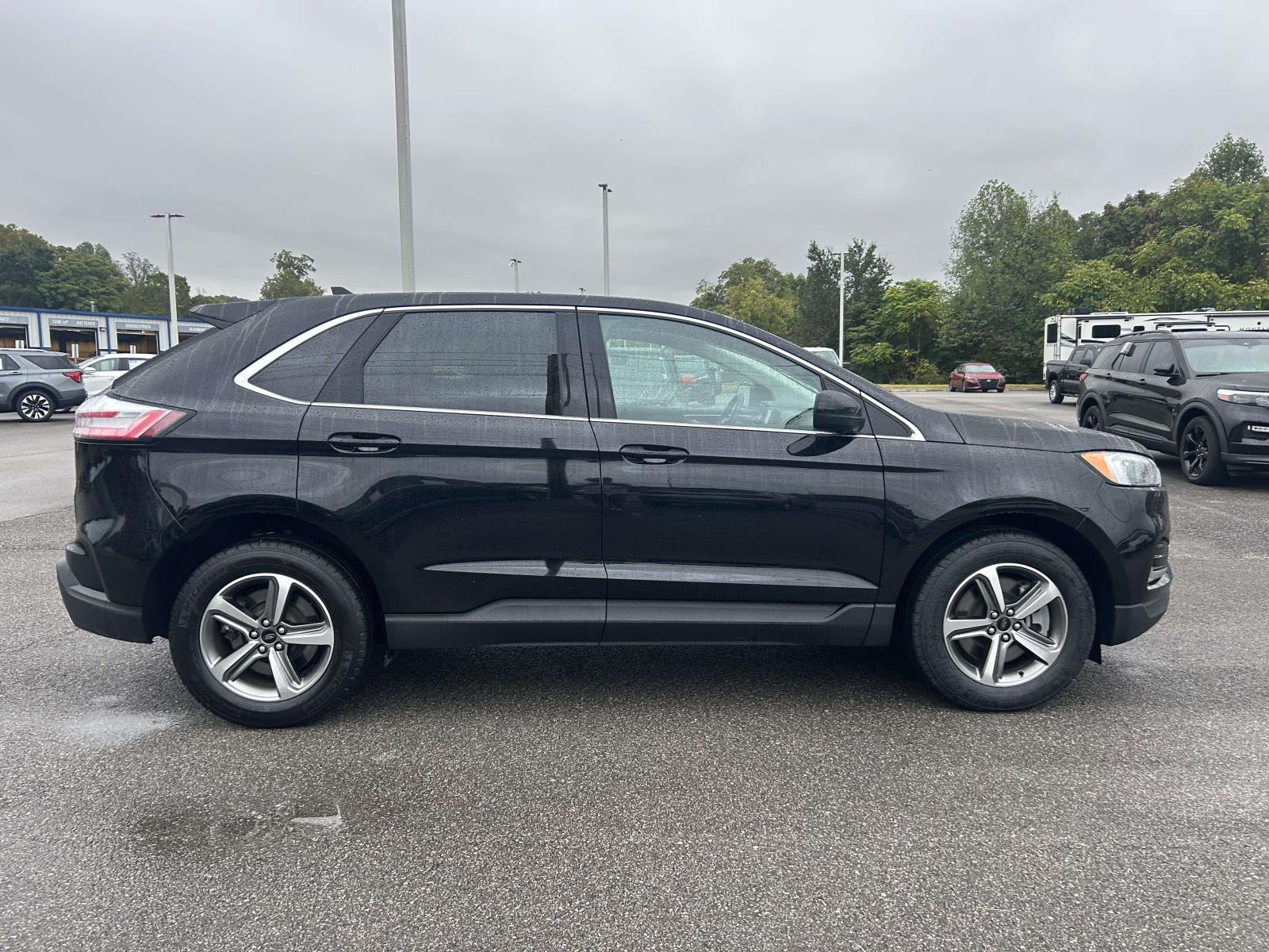 Used 2024 Ford Edge SEL SUV