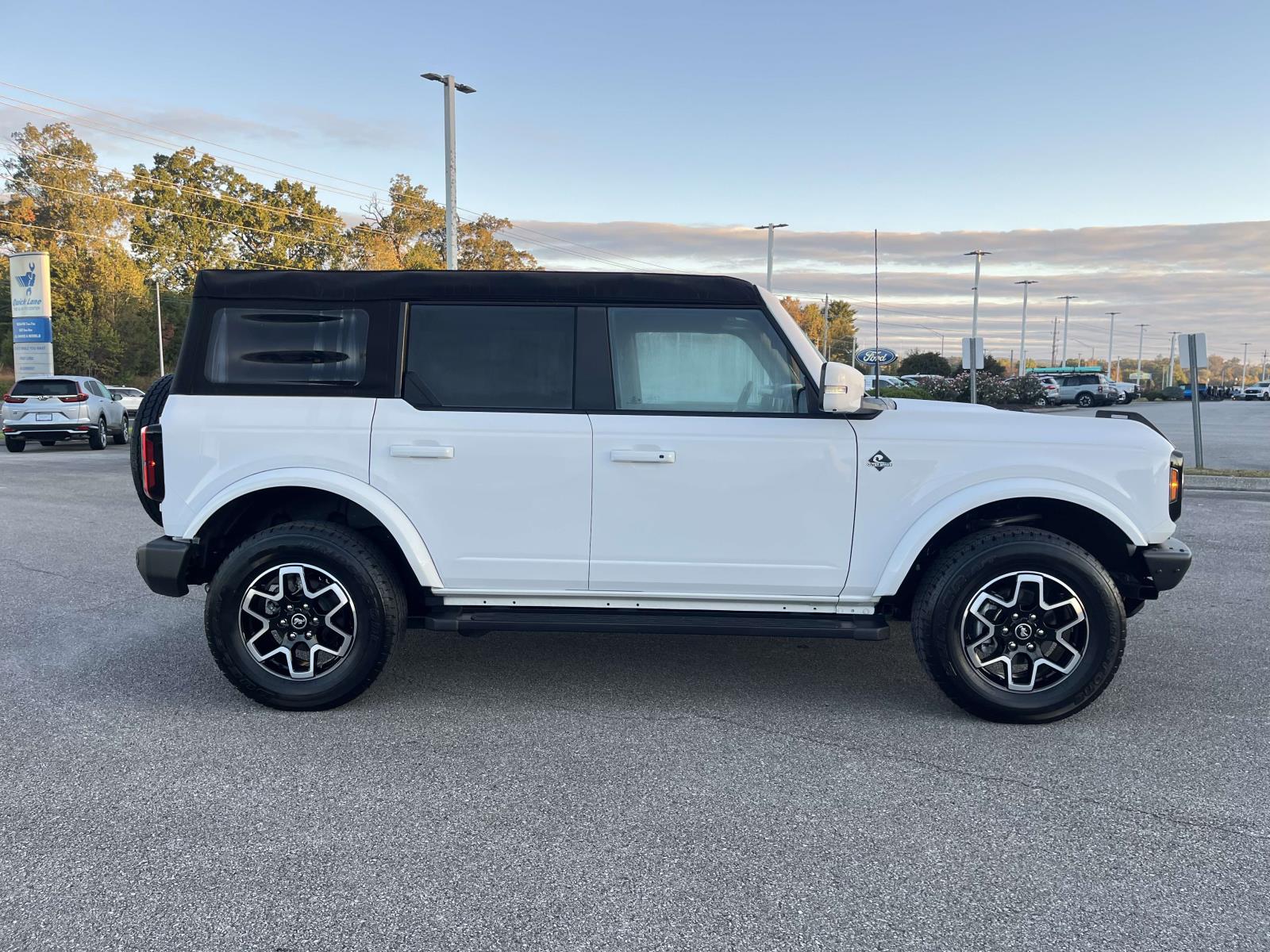 Used 2023 Ford Bronco Outer Banks 4x4 Sport Utility