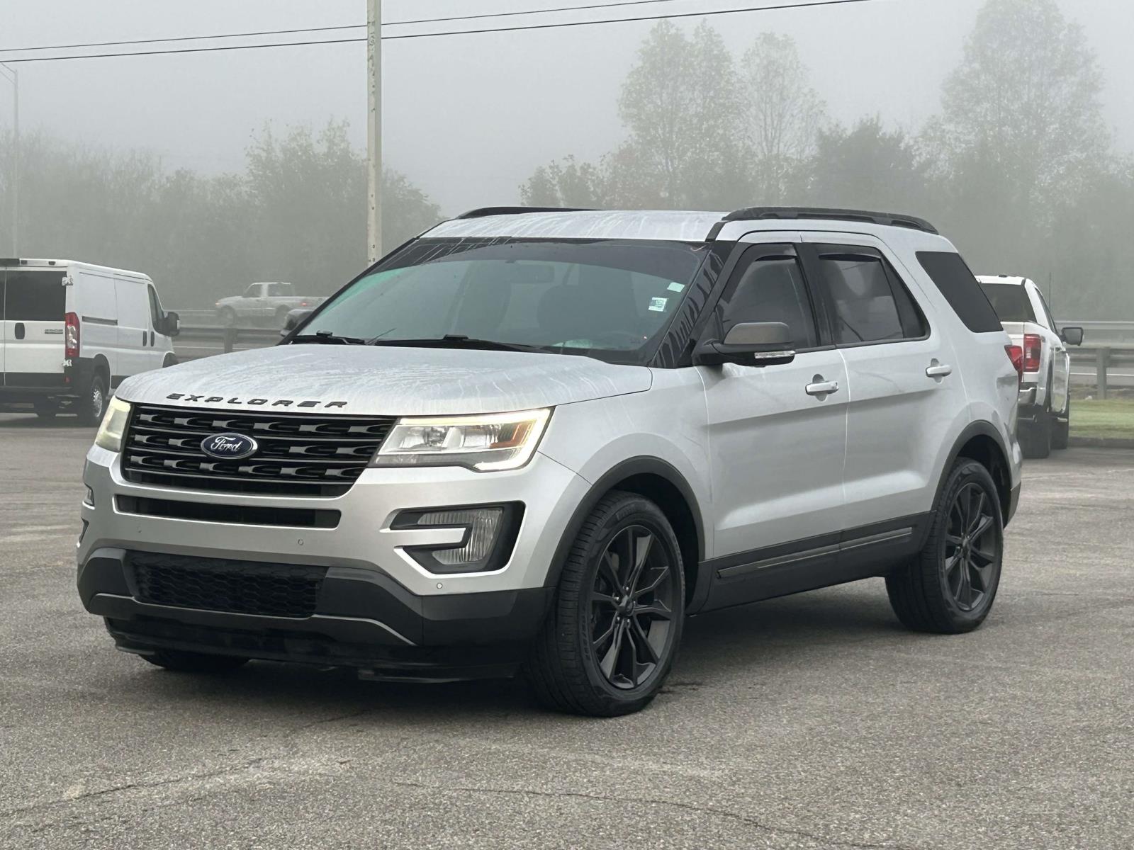 Used 2017 Ford Explorer XLT with VIN 1FM5K7D84HGE08752 for sale in Clinton, TN