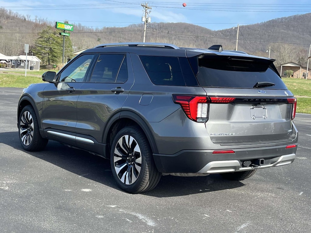Used 2025 Ford Explorer Platinum SUV