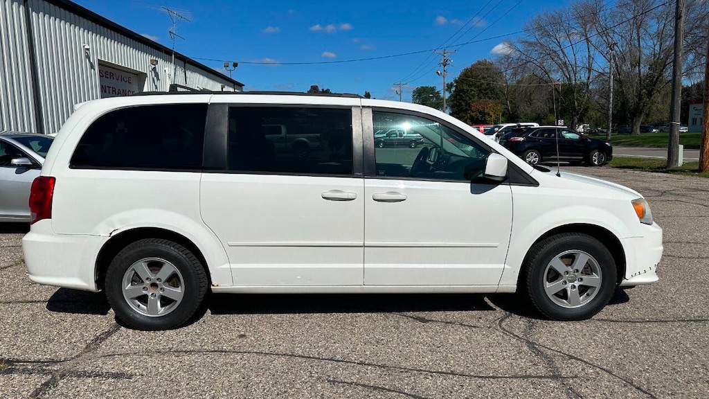 Used 2013 Dodge Grand Caravan SXT 4dr Mini Van Minivan