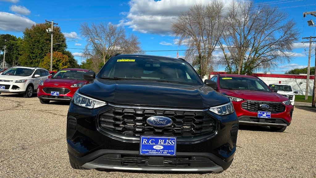 Used 2025 Ford Escape ST Line AWD 4dr SUV SUV