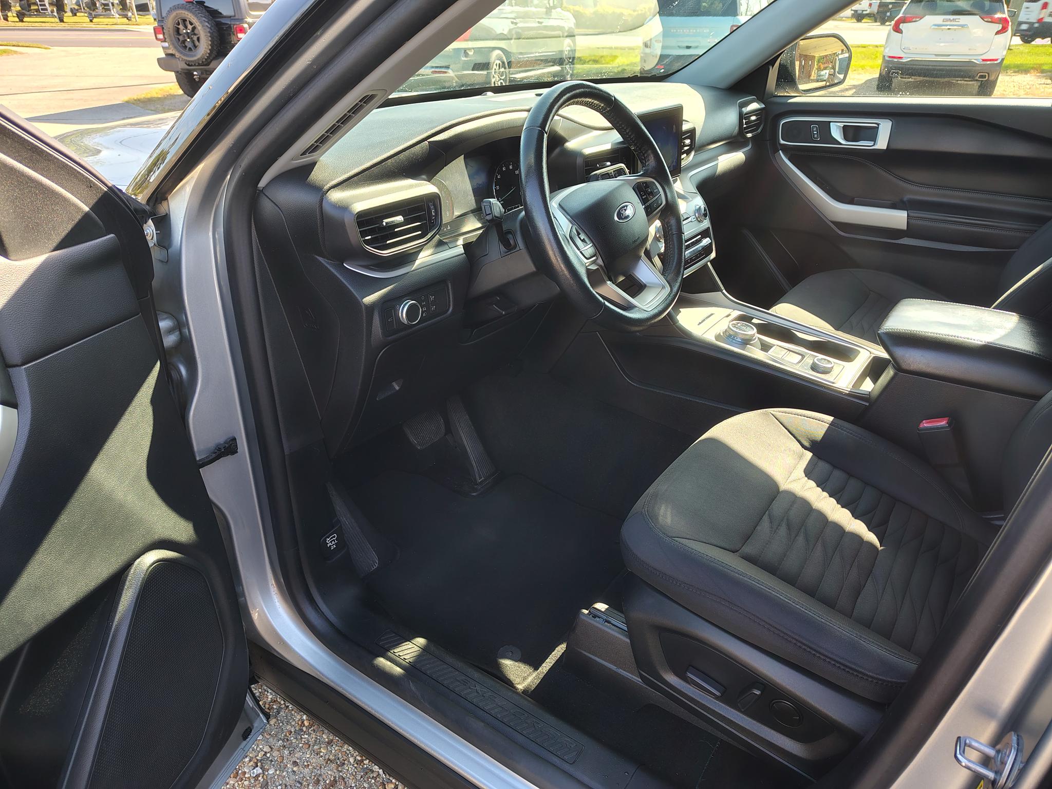 2021 Ford Explorer XLT - Photo 9
