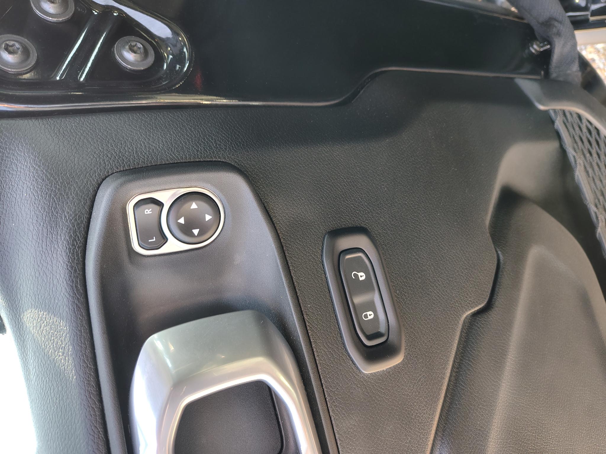 2022 Jeep Wrangler Unlimited Willys - Photo 12