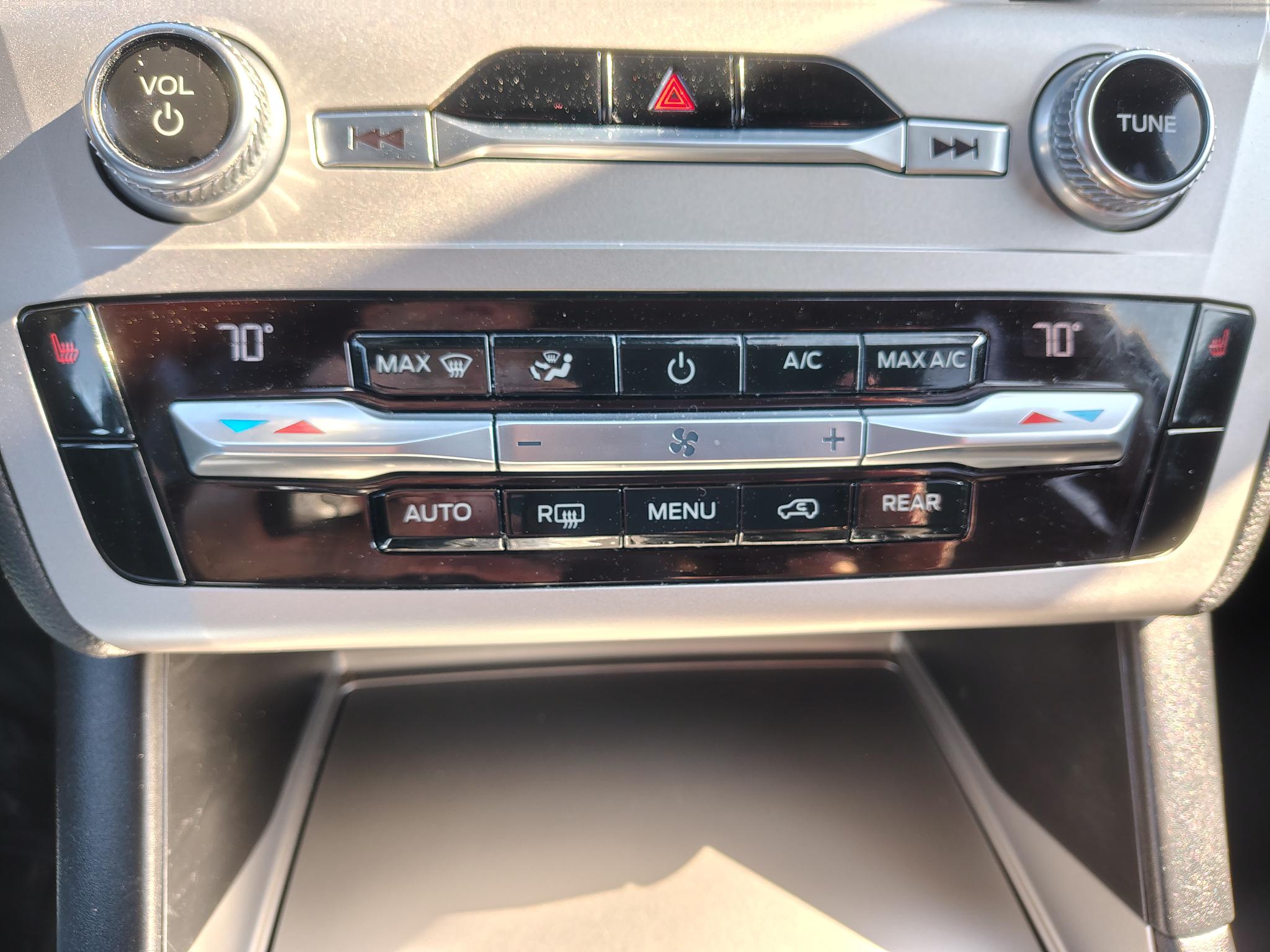 2021 Ford Explorer XLT - Photo 20