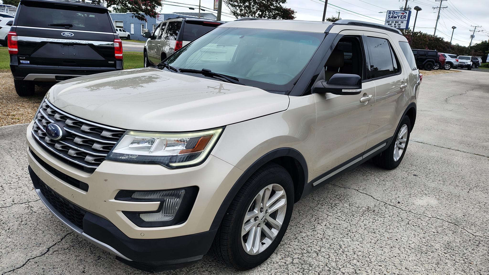 2017 Ford Explorer