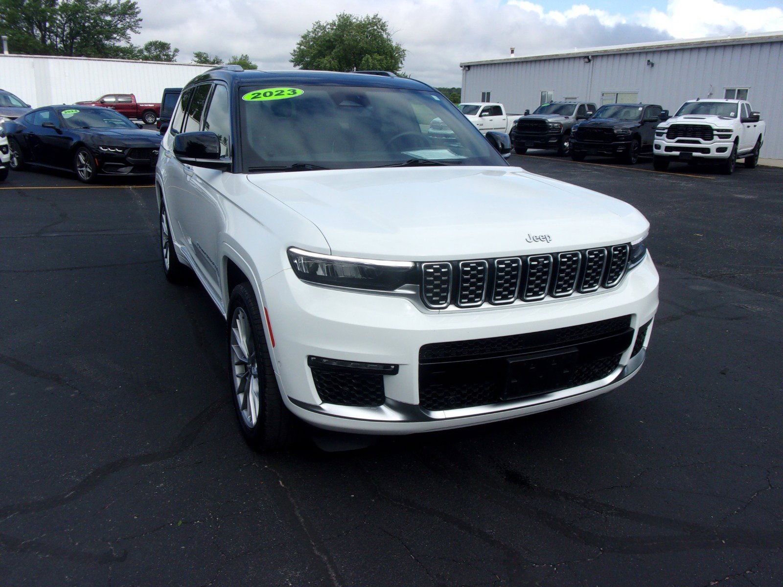 2023 Jeep Grand Cherokee L Summit