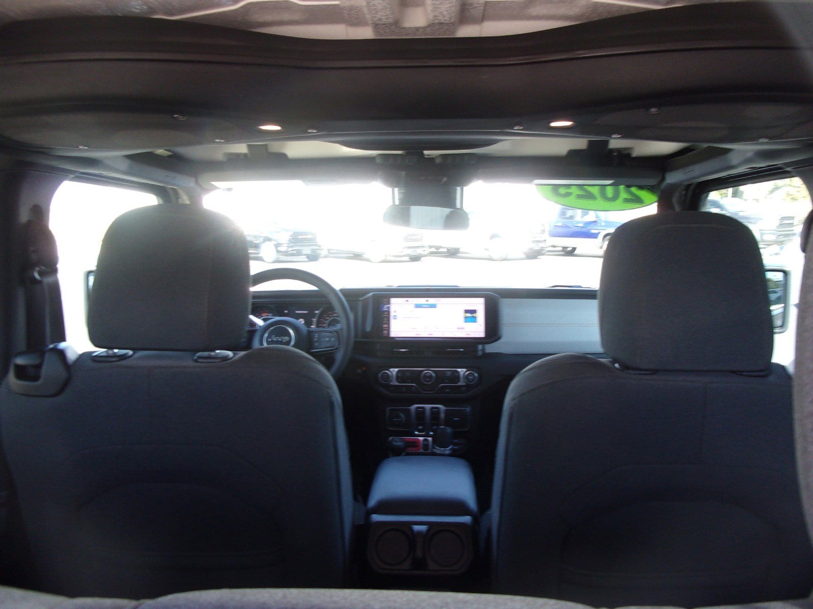 2025 Jeep Wrangler 2-Door Willys - Photo 8