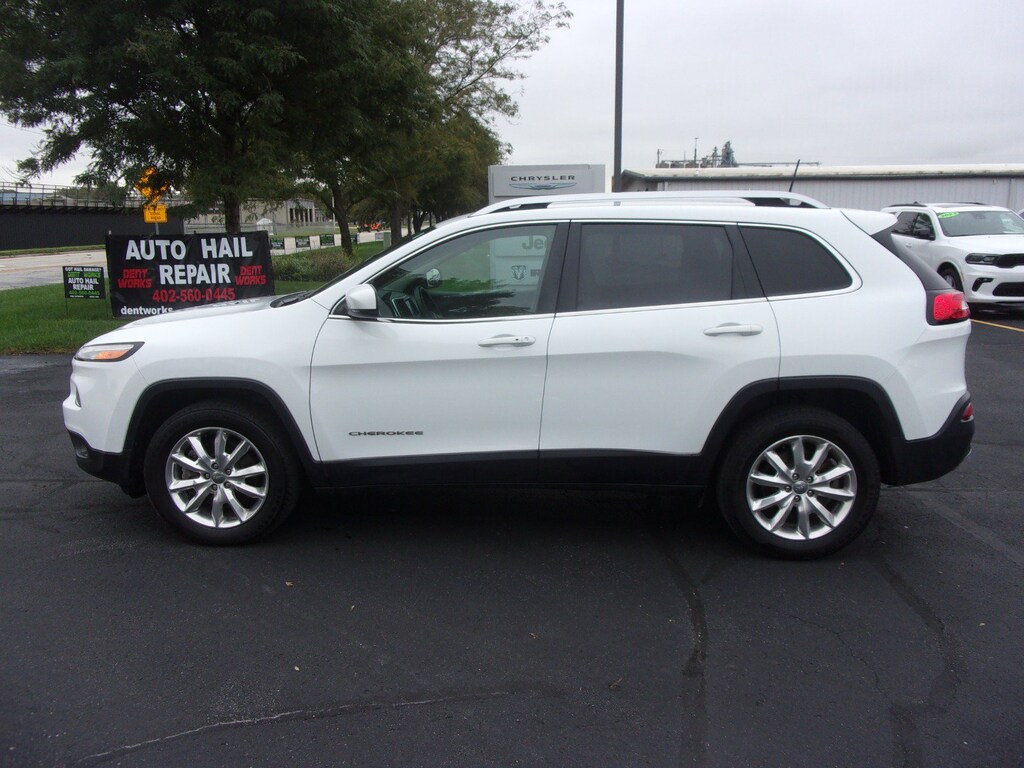 Used 2017 Jeep Cherokee Limited 4x4 SUV