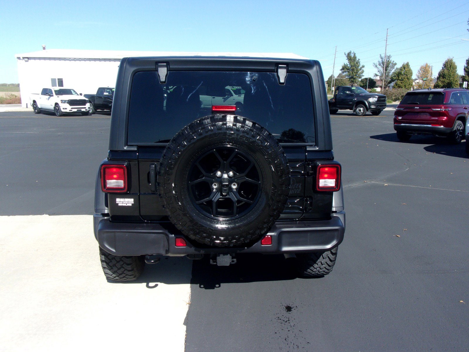 2025 Jeep Wrangler 2-Door Willys - Photo 6