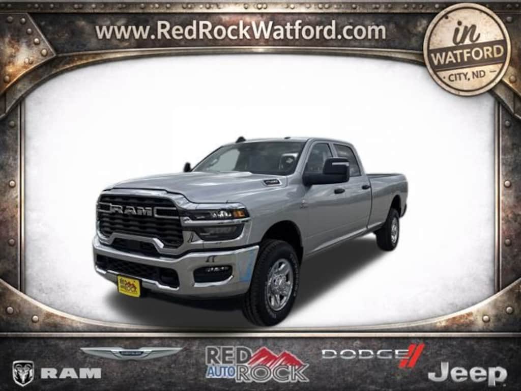 New 2026 Ram 2500 TRADESMAN CREW CAB 4X4 8' BOX Pickup