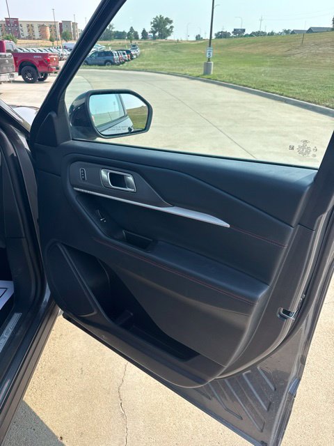 Used 2025 Ford Explorer ST-Line SUV