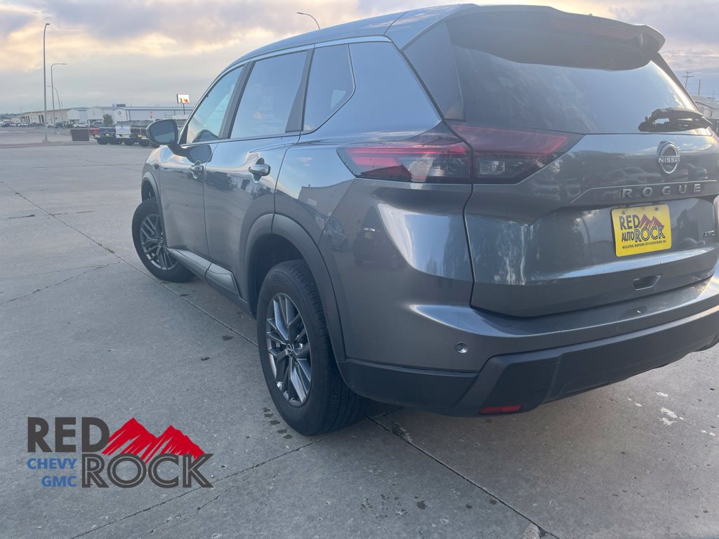 Used 2026 Nissan Rogue SV