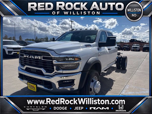 2026 Ram 5500 Chassis Cab TRADESMAN  CREW  4X4 60' CA Pickup
