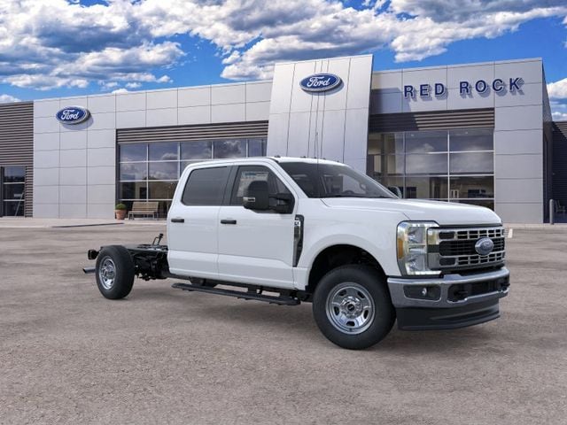 2026 Ford F-350 Super Duty Chassis Cab