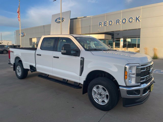 New 2027 Ford F-250SD XLT Truck