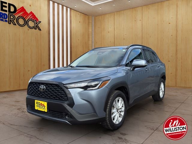 2024 Toyota Corolla Cross LE