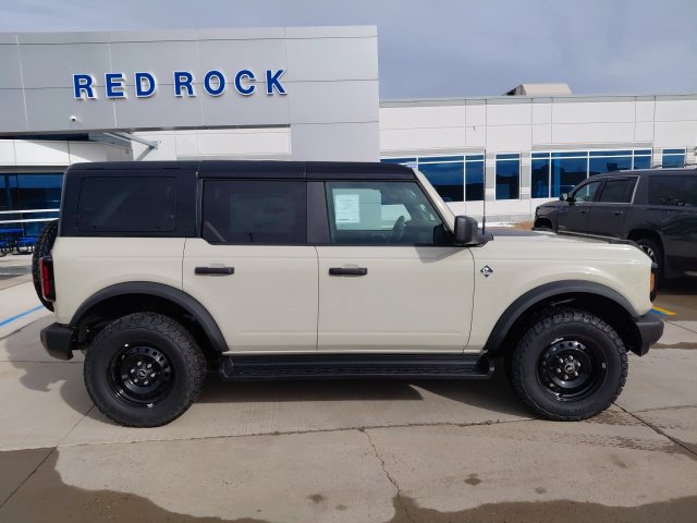 New 2026 Ford Bronco Outer Banks SUV