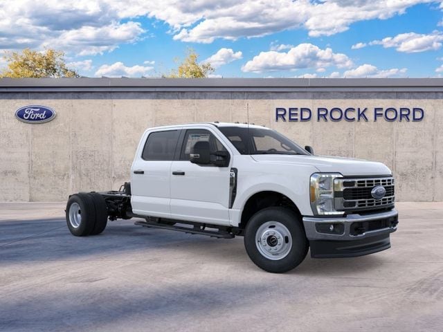 2026 Ford F-350 Super Duty Chassis Cab