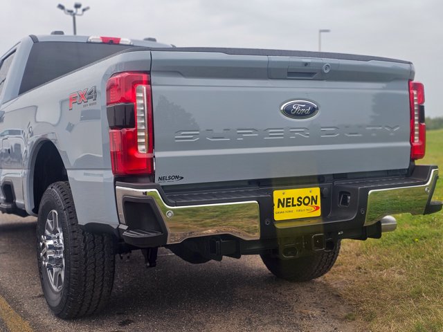 New 2026 Ford F-350 Lariat Truck Crew Cab