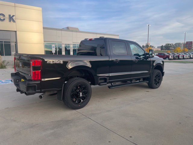 New 2027 Ford F-250 XLT Truck Crew Cab