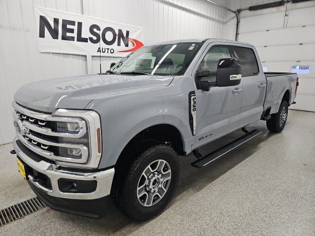New 2026 Ford F-350 Lariat Truck Crew Cab