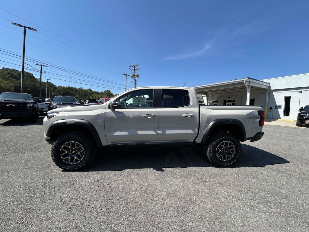 New 2026 Chevrolet Colorado ZR2 Truck